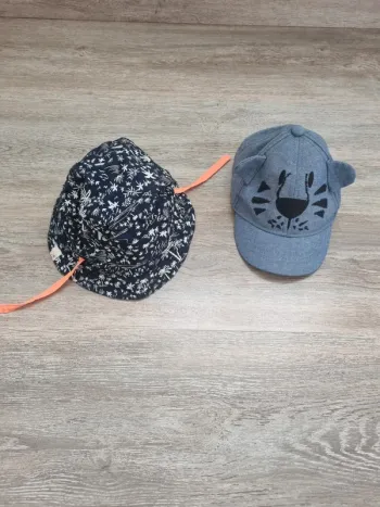Casquette - chapeau bébé