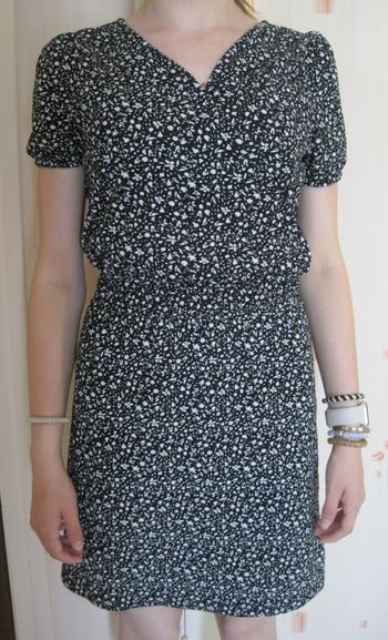 Robe cache -coeur Kiabi XXS ou 12 ans