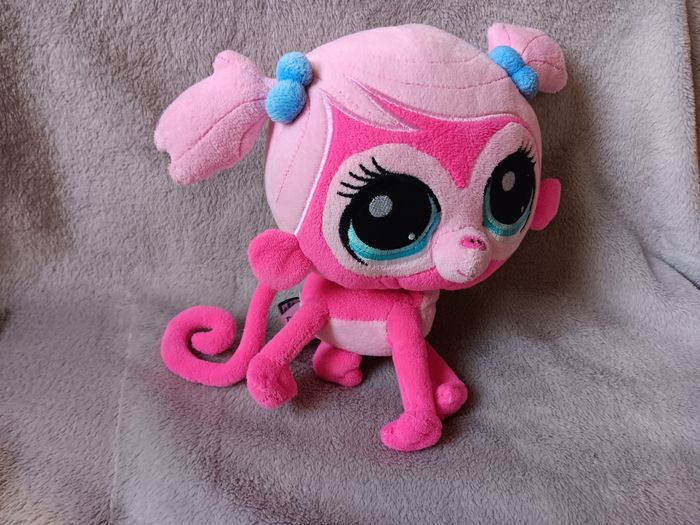 Peluche singe petshop famosa 2014 hasbro