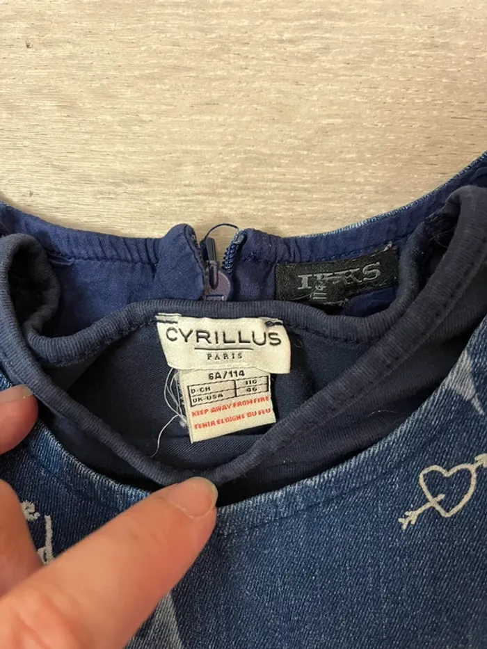 Robe IKKS en jean 6 ans t shirt cyrillus offert - photo numéro 4
