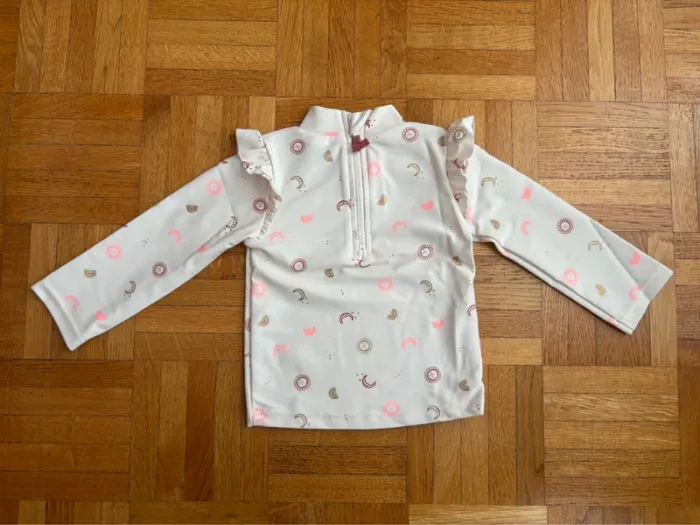 T-shirt anti UV Kiabi 6 mois neuf - photo numéro 4