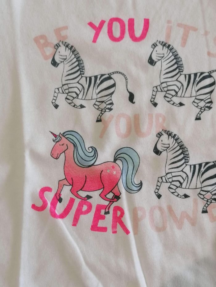 Haut manches longues licorne 🦄 3 ans - photo numéro 4