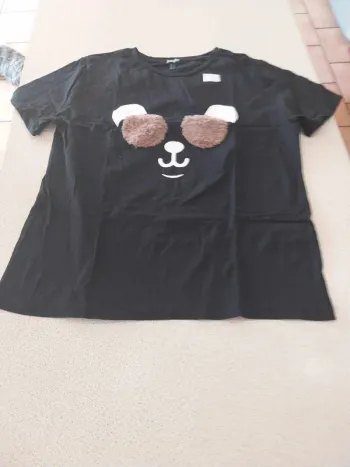 tee-shirt