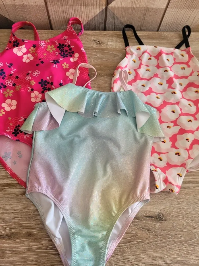 Lot maillot de bain 3 ans