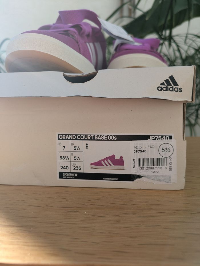 Jolie basket Adidas idée cadeau pour Noël - photo numéro 8