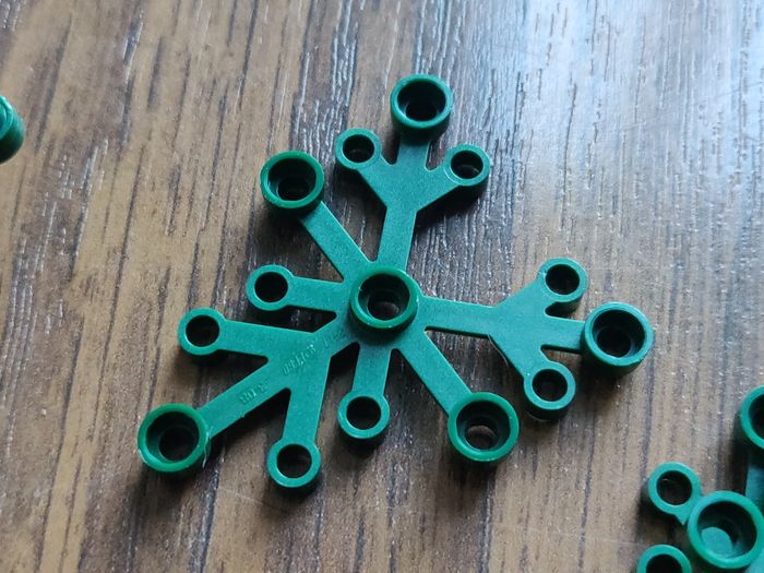 Lot 80 grands feuillages vert foncé Lego - en parfait état jamais utilisés - vrai Lego - photo numéro 3