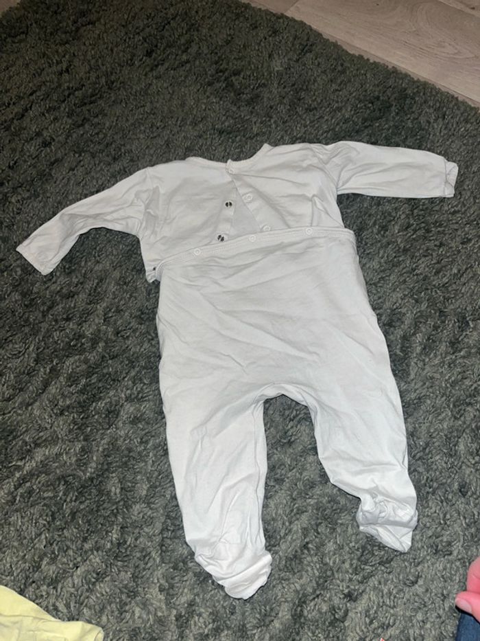 Lot de pyjamas 6 mois - photo numéro 9