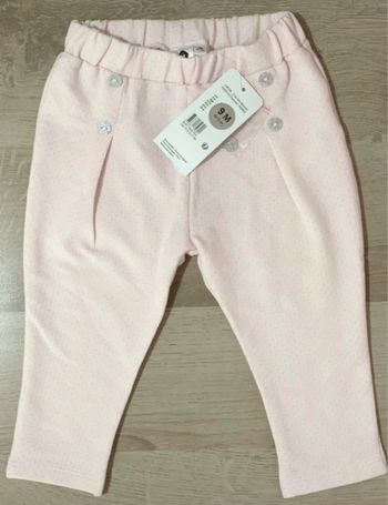 Pantalon neuf 9 mois mis saison