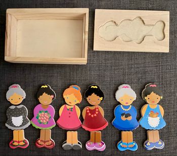 Puzzle en bois poupée