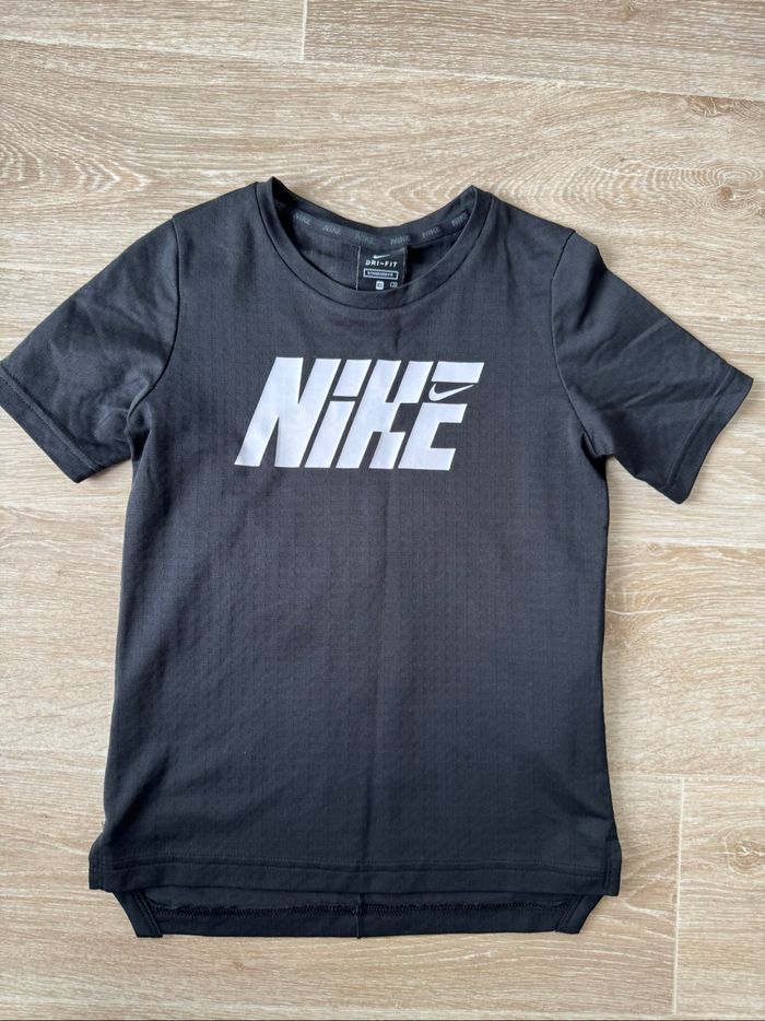 T-shirt Nike garçon