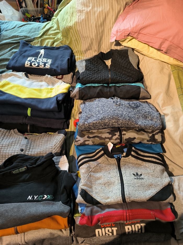 Vente de vêtements 8 ans garçon - photo numéro 2