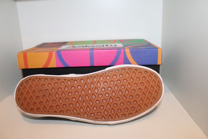 belle baskets basse bleu et noire 36 - photo numéro 3