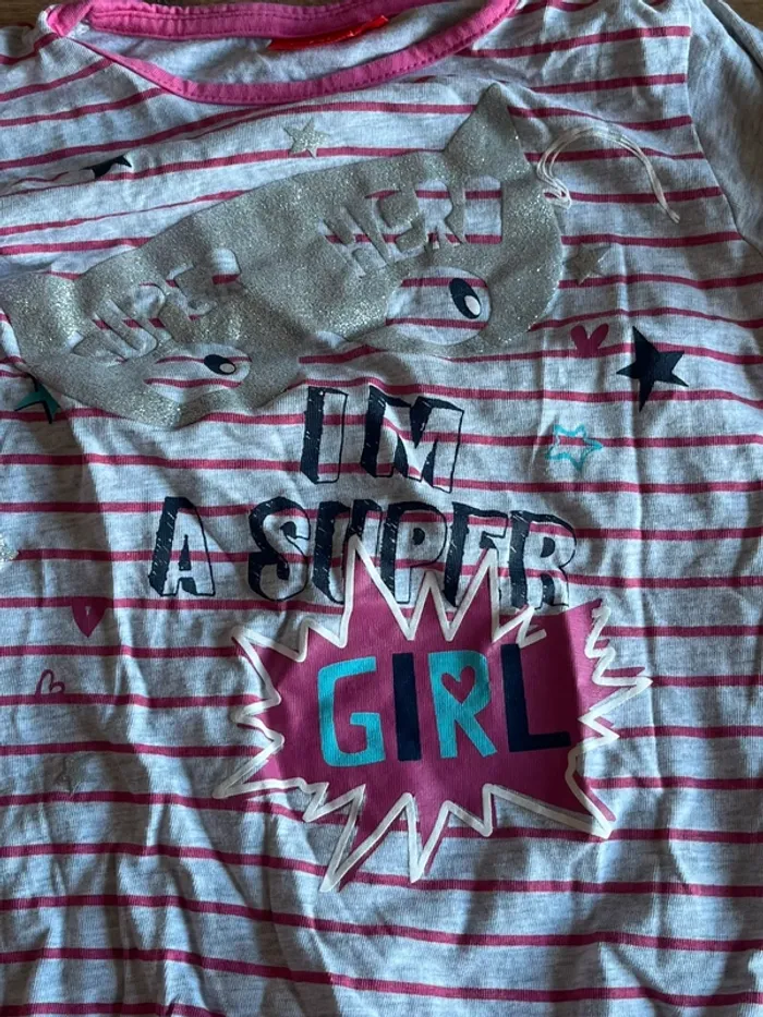 Je vend un pyjama fille taille 4 ans très bon état - photo numéro 3