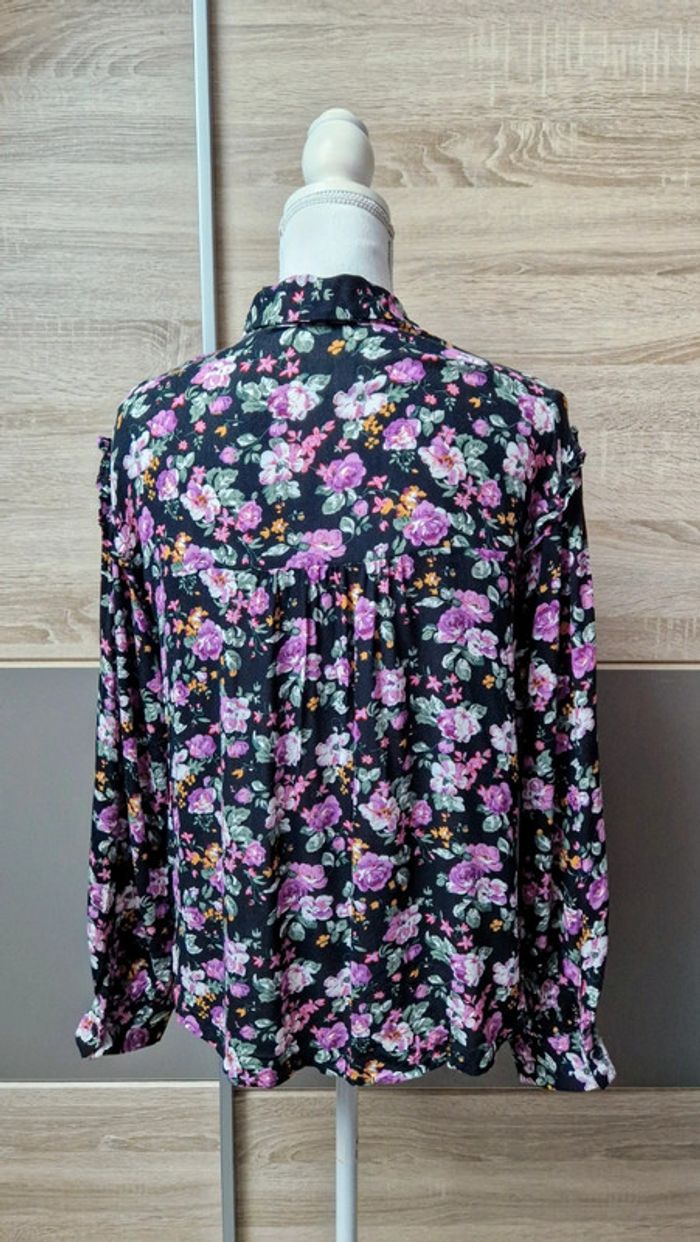 Chemise fleurie. - photo numéro 3