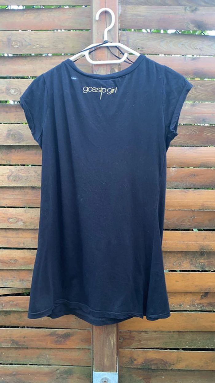 Tee shirt « gossip girl » - photo numéro 3