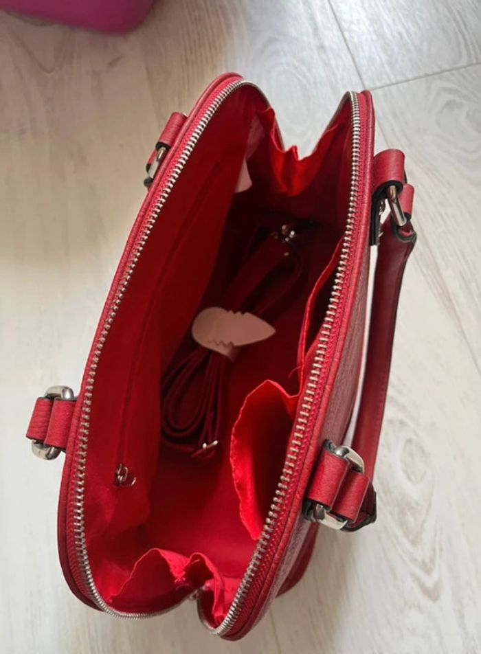 👜 Sac à main rouge - photo numéro 4