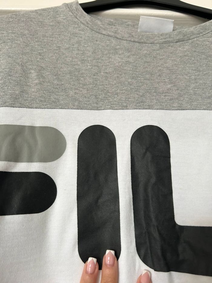 T-shirt gris fila S neuf - photo numéro 4