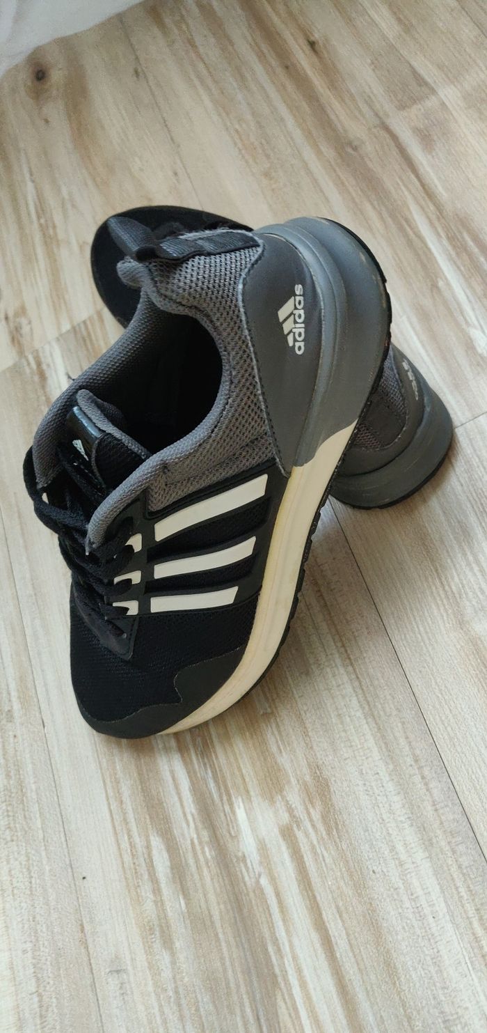 Basket adidas - photo numéro 4