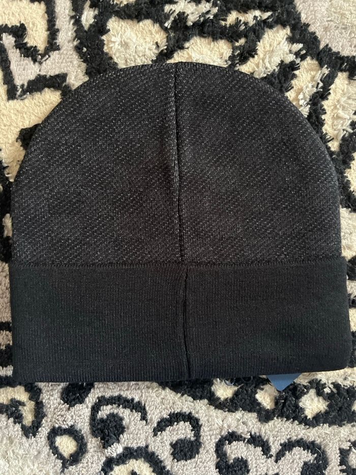 Bonnets LV - photo numéro 2