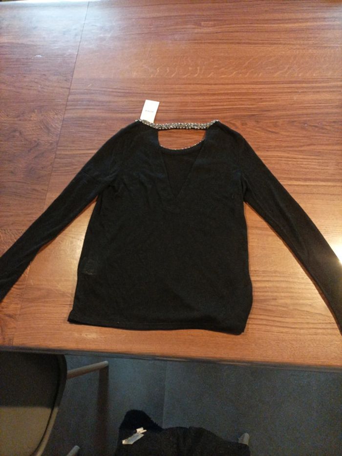Petit pull noir femme avec encolure perles argentées taille XS - photo numéro 6