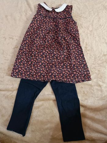 Ensemble robe fleurie et legging 24 mois
