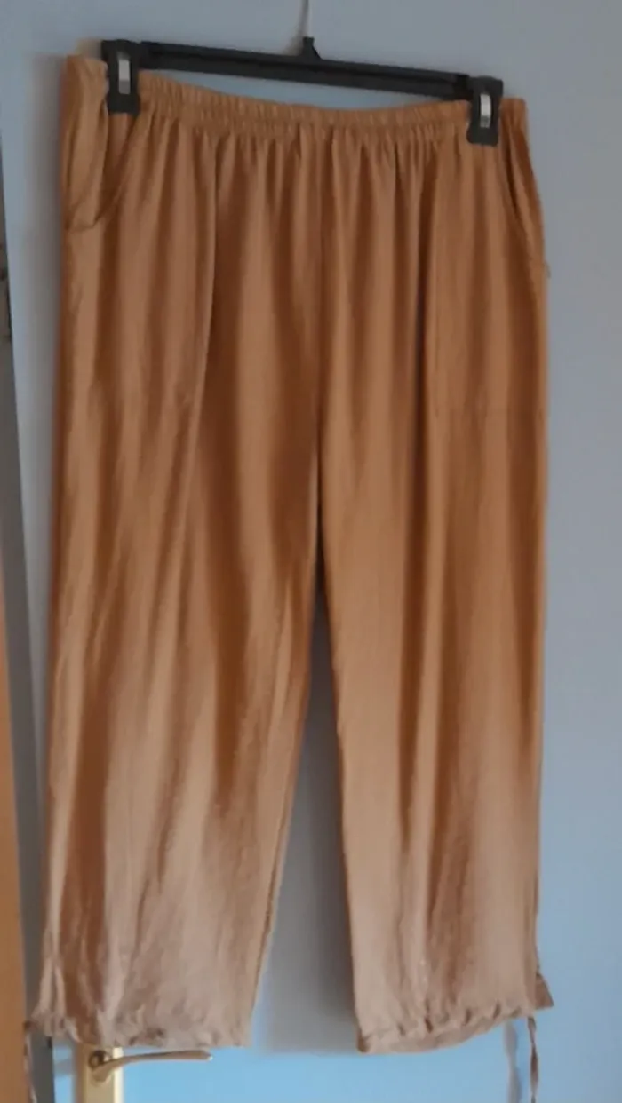 Pantacourt taille 48