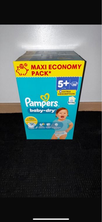 Maxi-Pack De 88 Couches Pampers Baby-Dry Neuf Dans L’emballage.