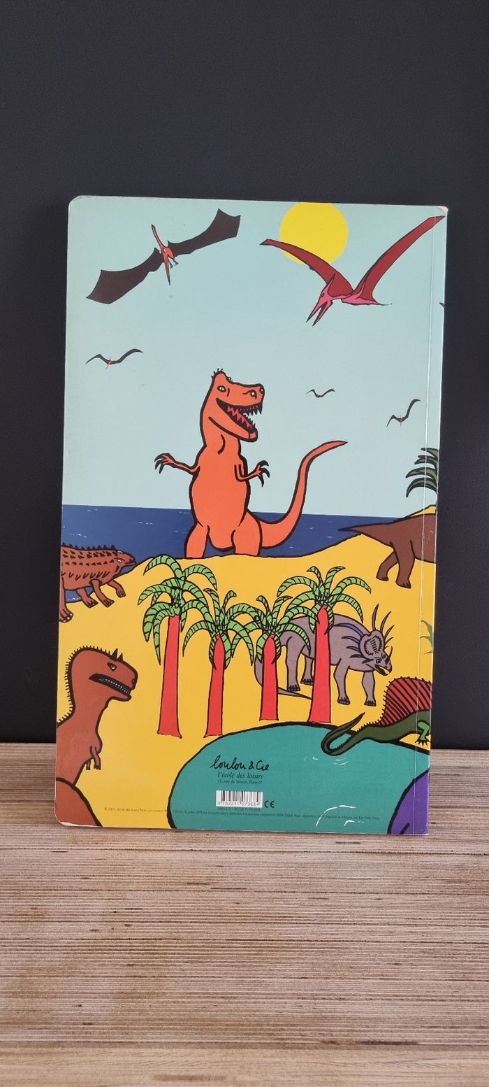 Livre Dinozoo - photo numéro 3