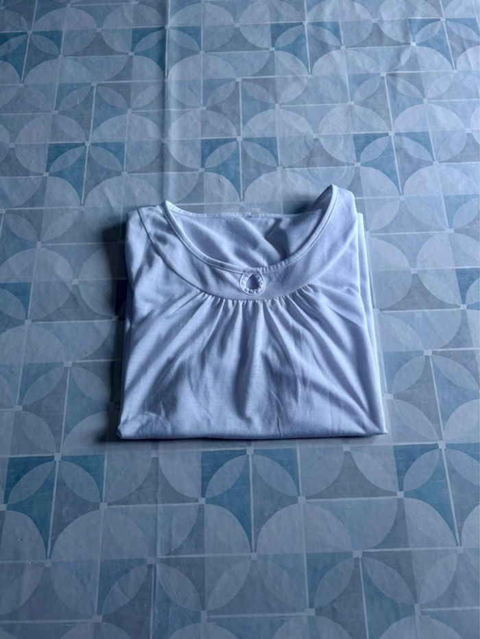 T shirt femme - L / 40 - en très bon état - photo numéro 4