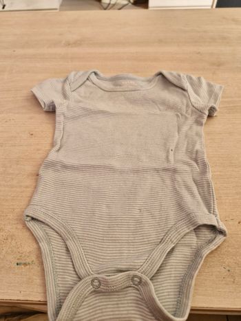Body taille 6 mois