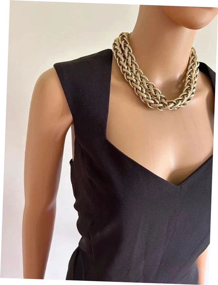 Robe noire sans manches Mango taille L jamais portée - photo numéro 5