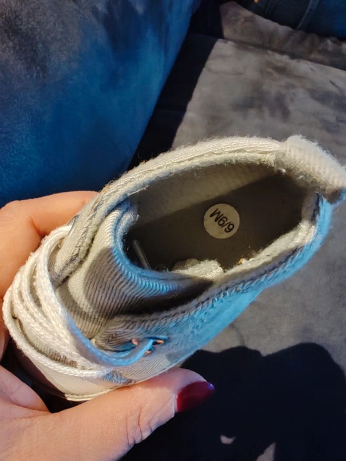 Chaussures bébé 6/9 mois - photo numéro 4
