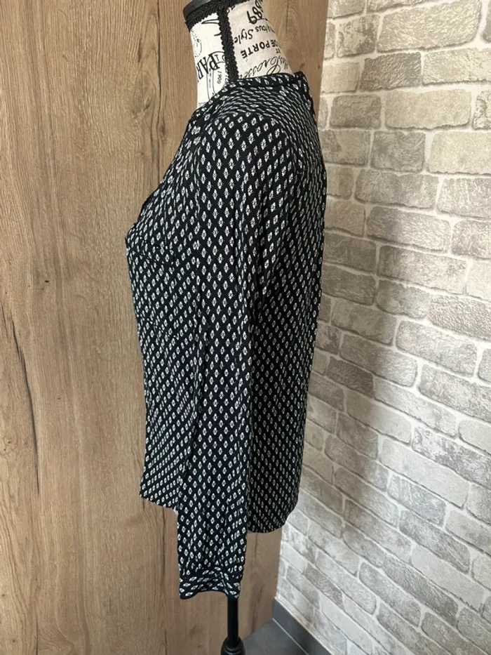 Blouse manches longues taille 38/40 - photo numéro 2
