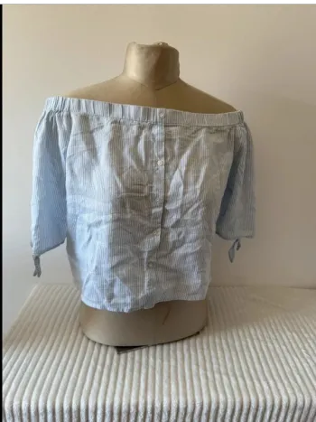 Top épaules dénudées Bershka - Taille M
