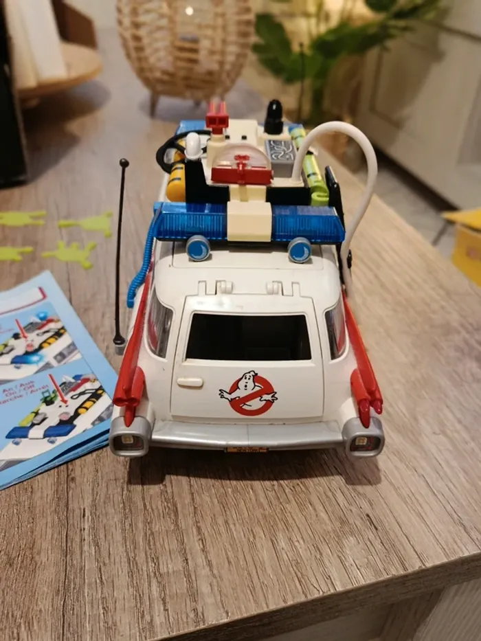 playmobil ghostbusters 9220 "Véhicule d'intervention des héros " - photo numéro 9