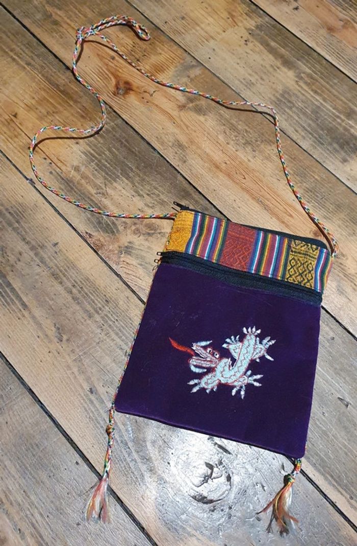 Petit sac bandoulière artisanal dragon