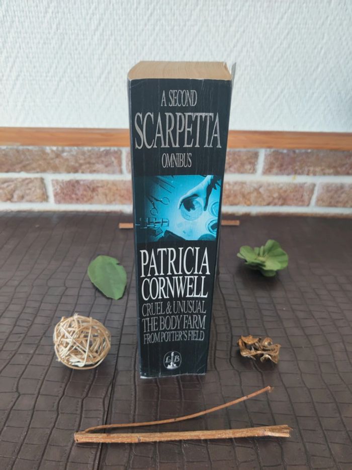 A second Scarpetta Omnibus - Patricia Cornwell - photo numéro 2