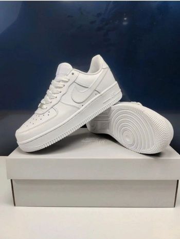 Nike Air Force 1 White