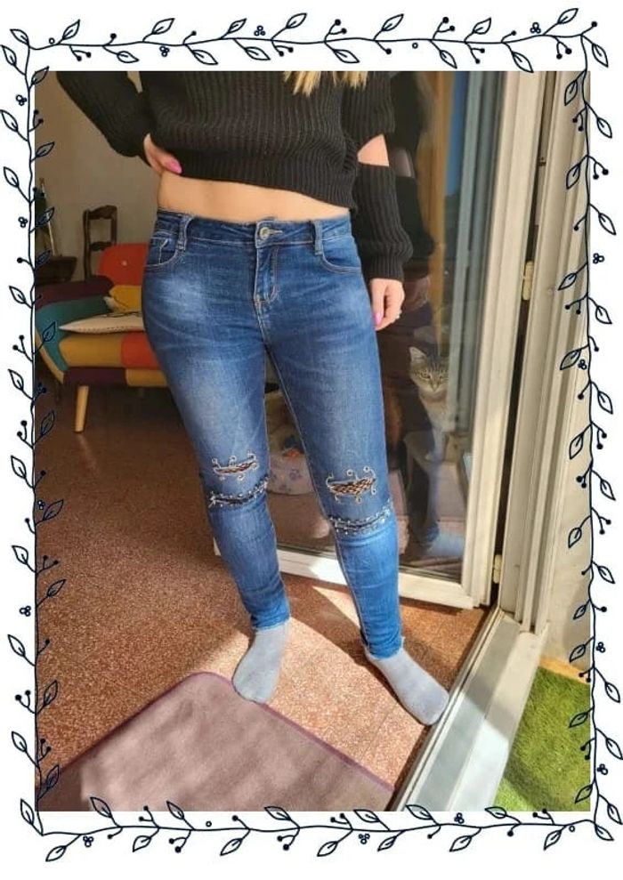 Jean taille basse troué