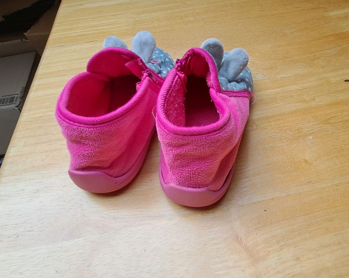 chaussons lapin Pointure 26 - photo numéro 2