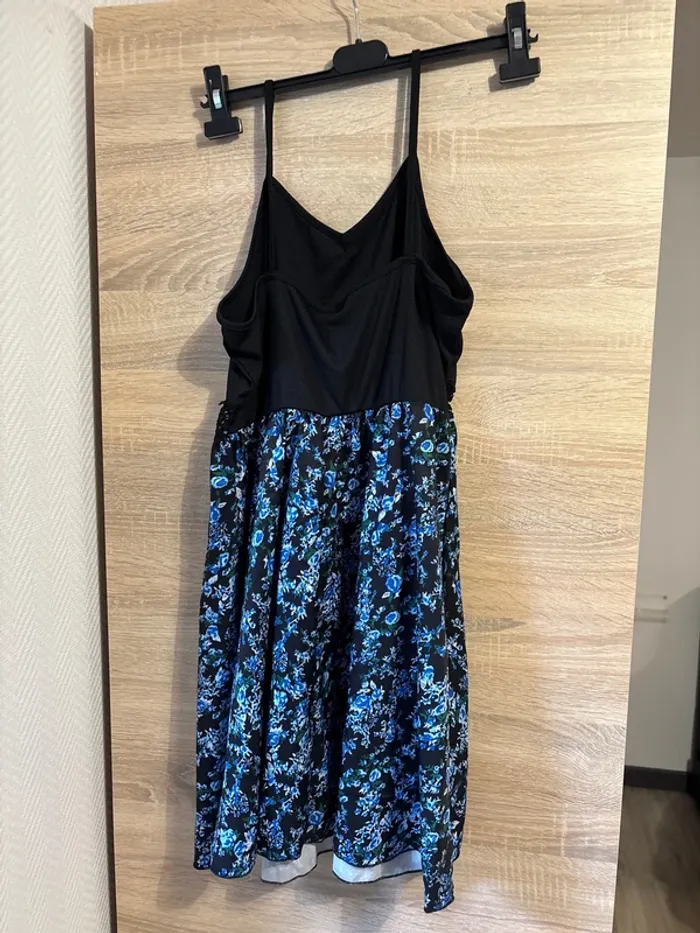 Robe à bretelle - photo numéro 4