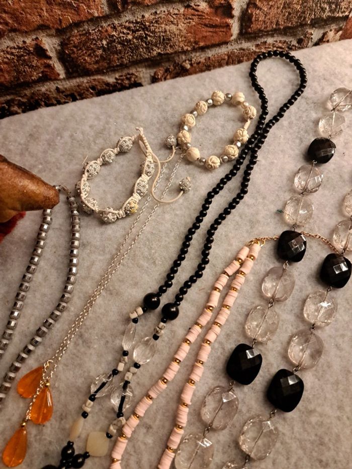 Lot de bijoux multicolore noir blanc - photo numéro 4