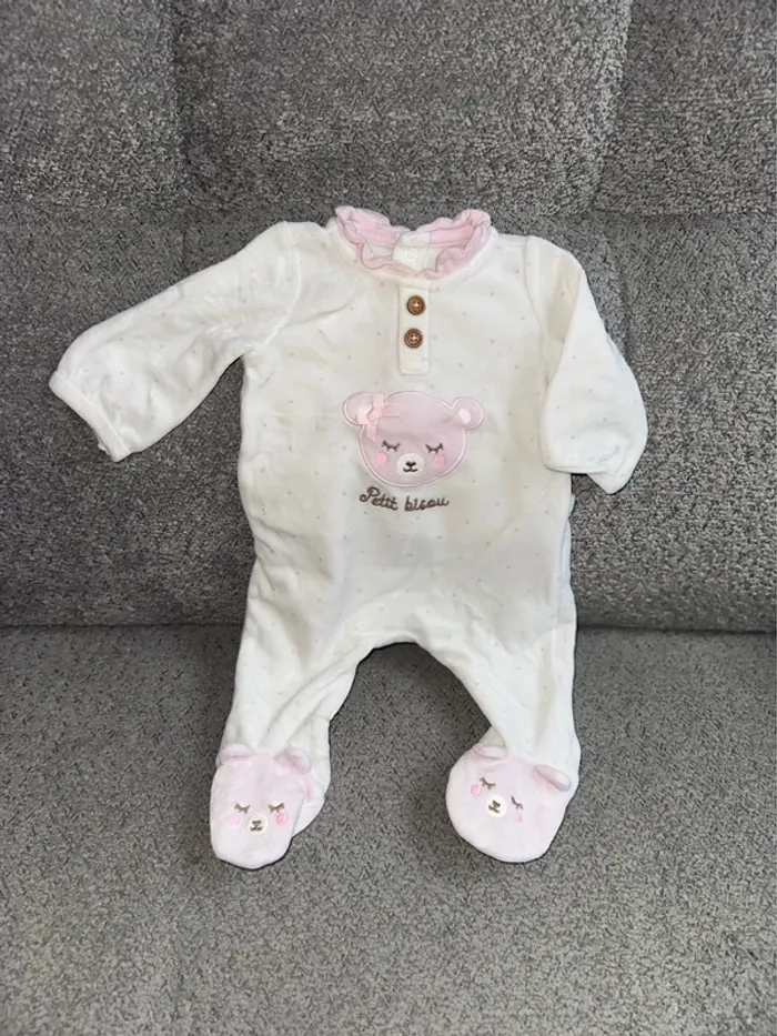 Pyjama grenouillère velours crème à pois rose Sergent Major