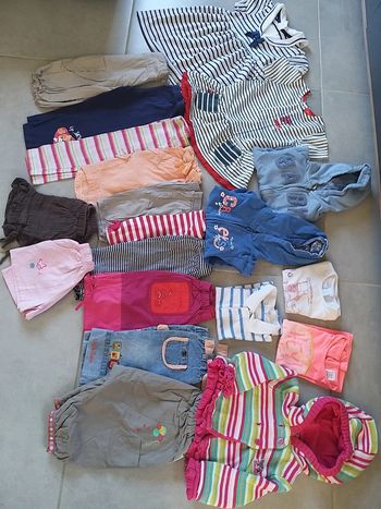 Lot de vêtements été fille en 12 mois