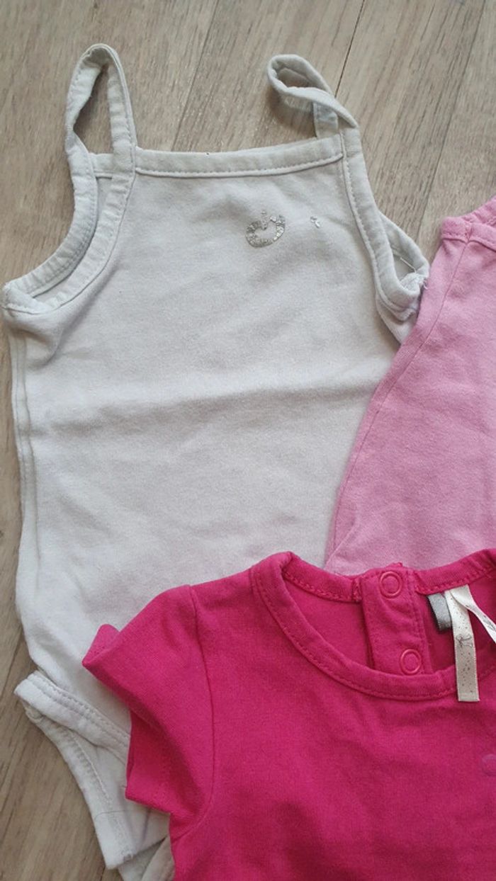 Lot pyjamas léger bodies bretelle manche courte 3 mois envoie rapide - photo numéro 3