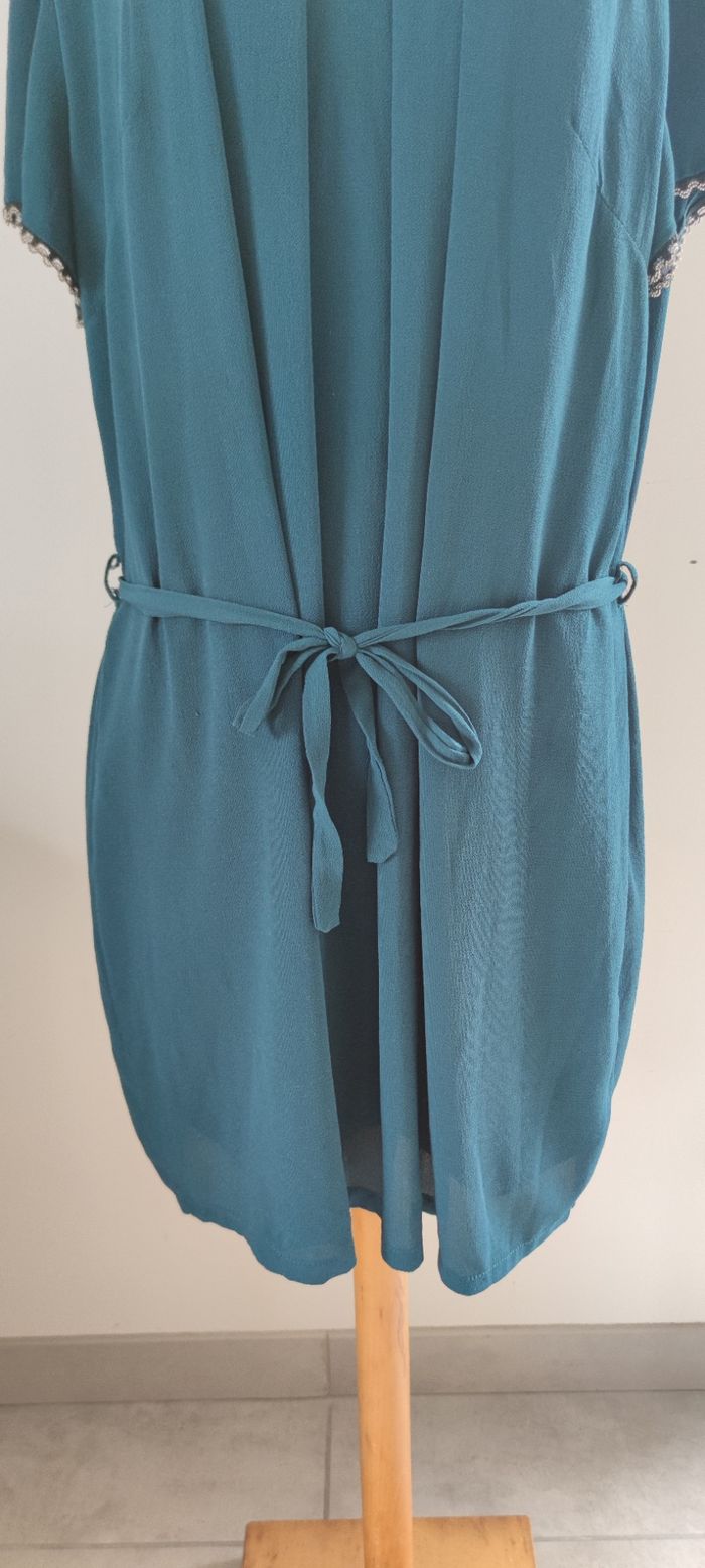 Tunique couleur verte taille 50 marque Kiabi pour femme - photo numéro 3