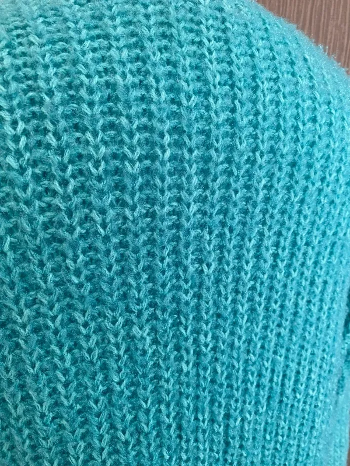 Cardigan laine . Gilet en maille - photo numéro 4