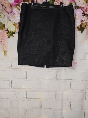 Jupe courte noir taille 44