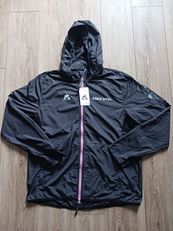 Veste coupe-vent gris foncé à double fermeture Le Coq Sportif édition Jeux Olympiques Paris 2024 taille L 