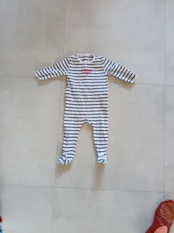 Grenouillère bébé